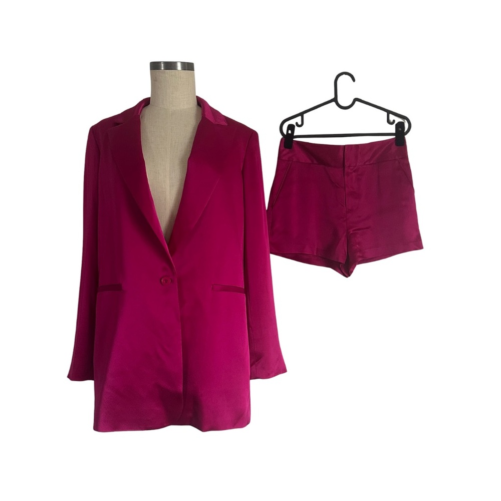 Alice + Olivia Fuchsia Pink Satin Blazer & Shorts Set